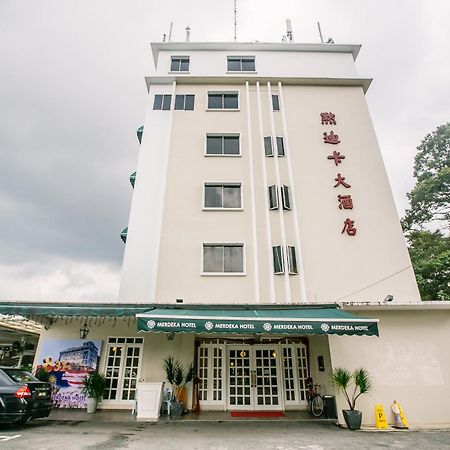 Merdeka Hotel Kluang Esterno foto