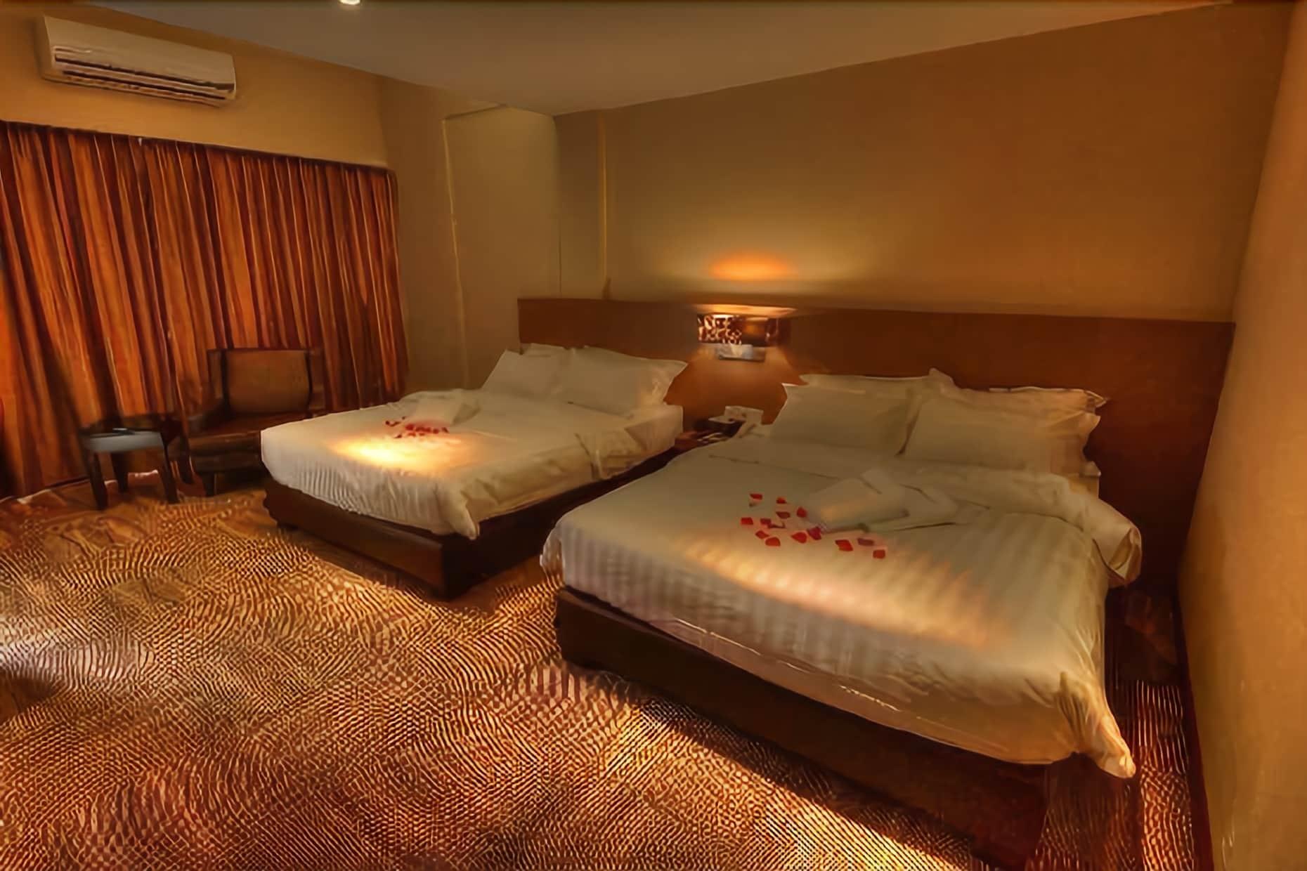 Merdeka Hotel Kluang Esterno foto