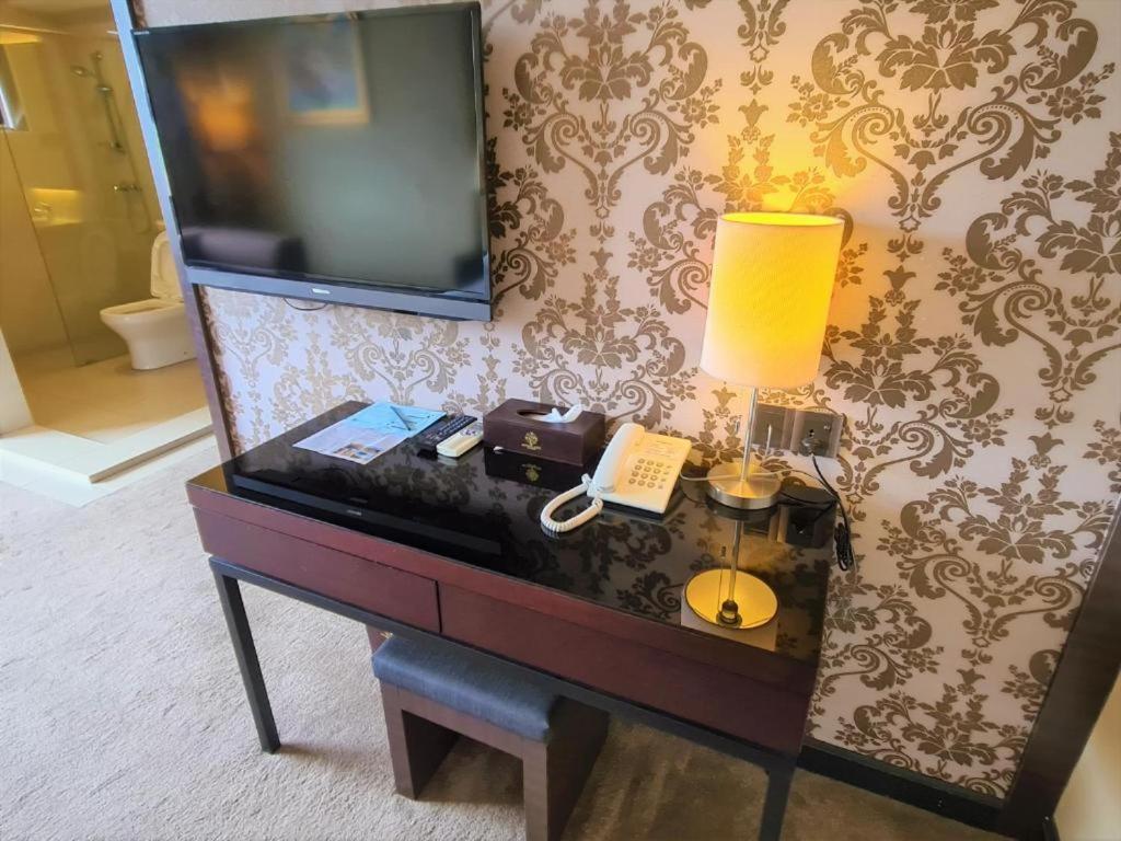 Merdeka Hotel Kluang Esterno foto