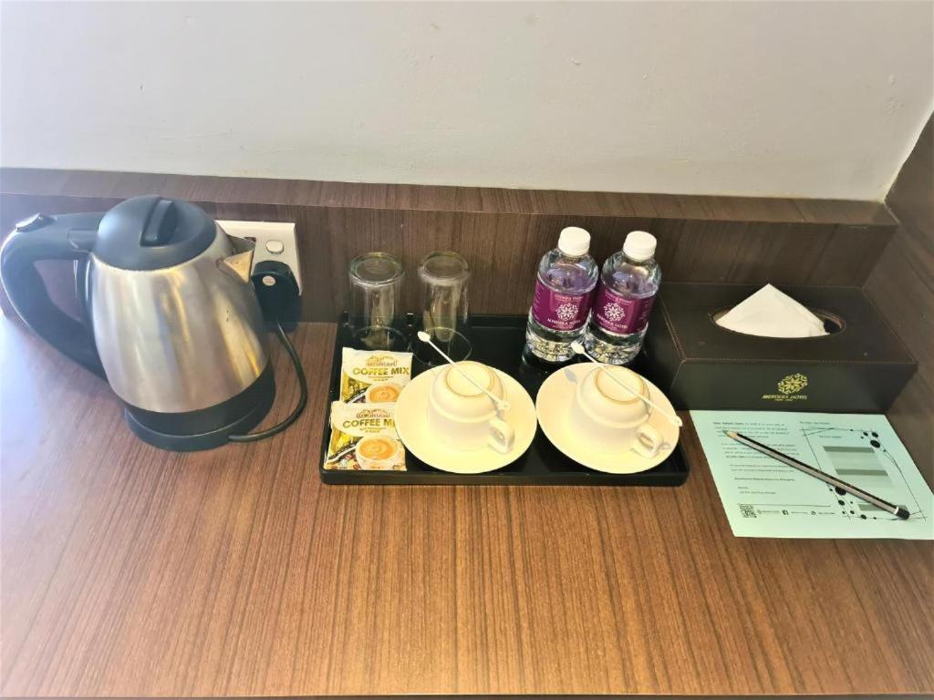 Merdeka Hotel Kluang Esterno foto